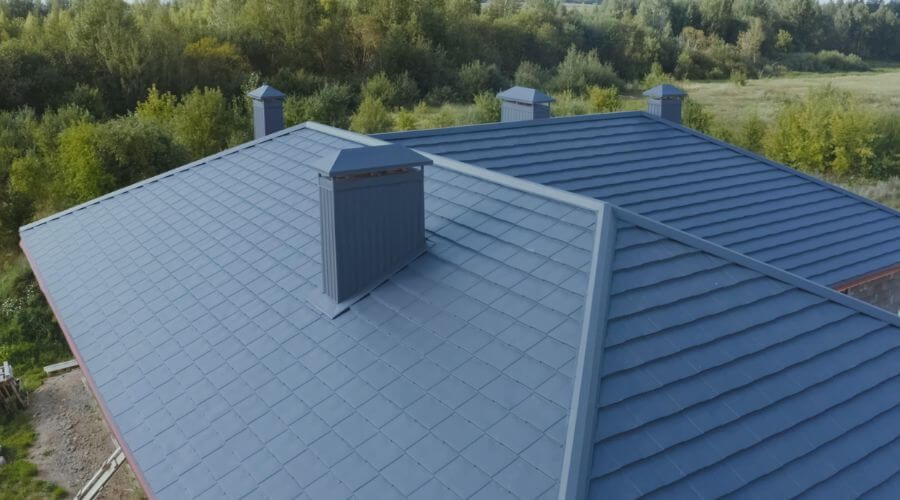 Expert tile roof repair services in Agua Dulce, TX